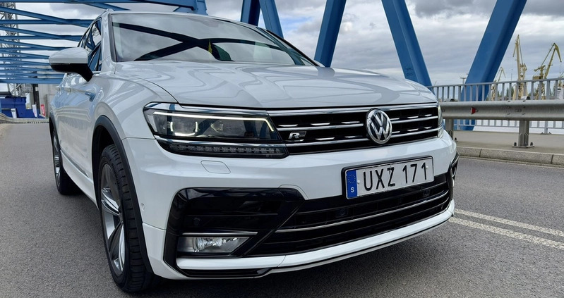 Volkswagen Tiguan cena 95999 przebieg: 173000, rok produkcji 2017 z Szczecin małe 326